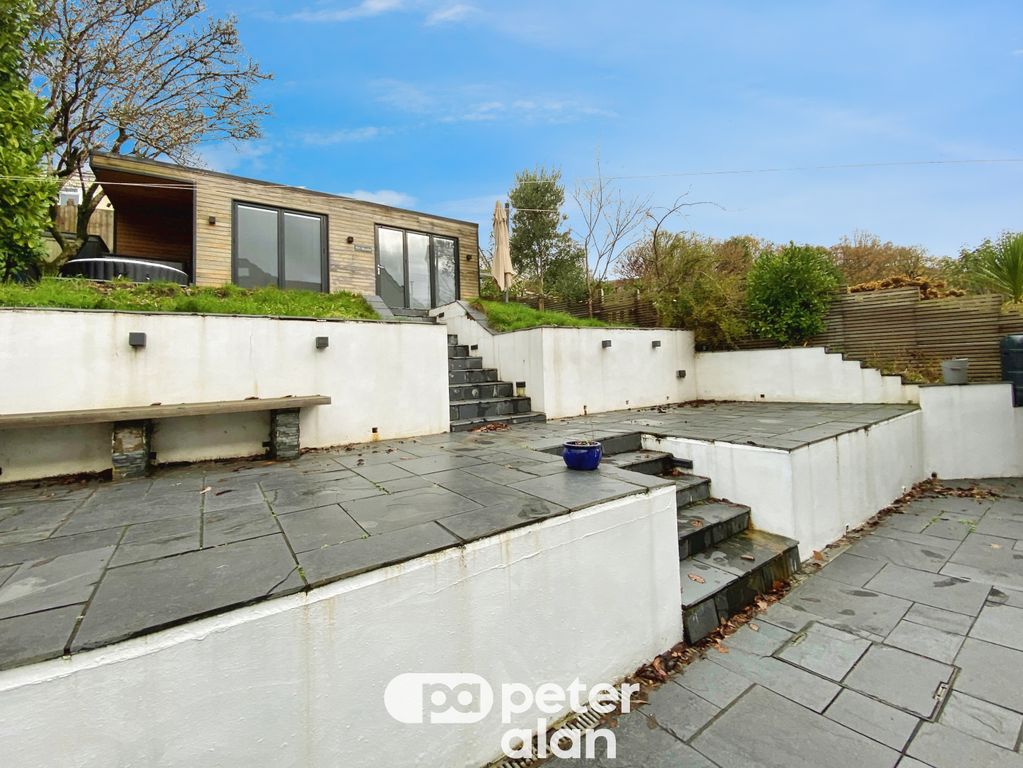 Additional image 8 of 5 bed property to rentHeol Penrhiw, Mountain Ash CF45