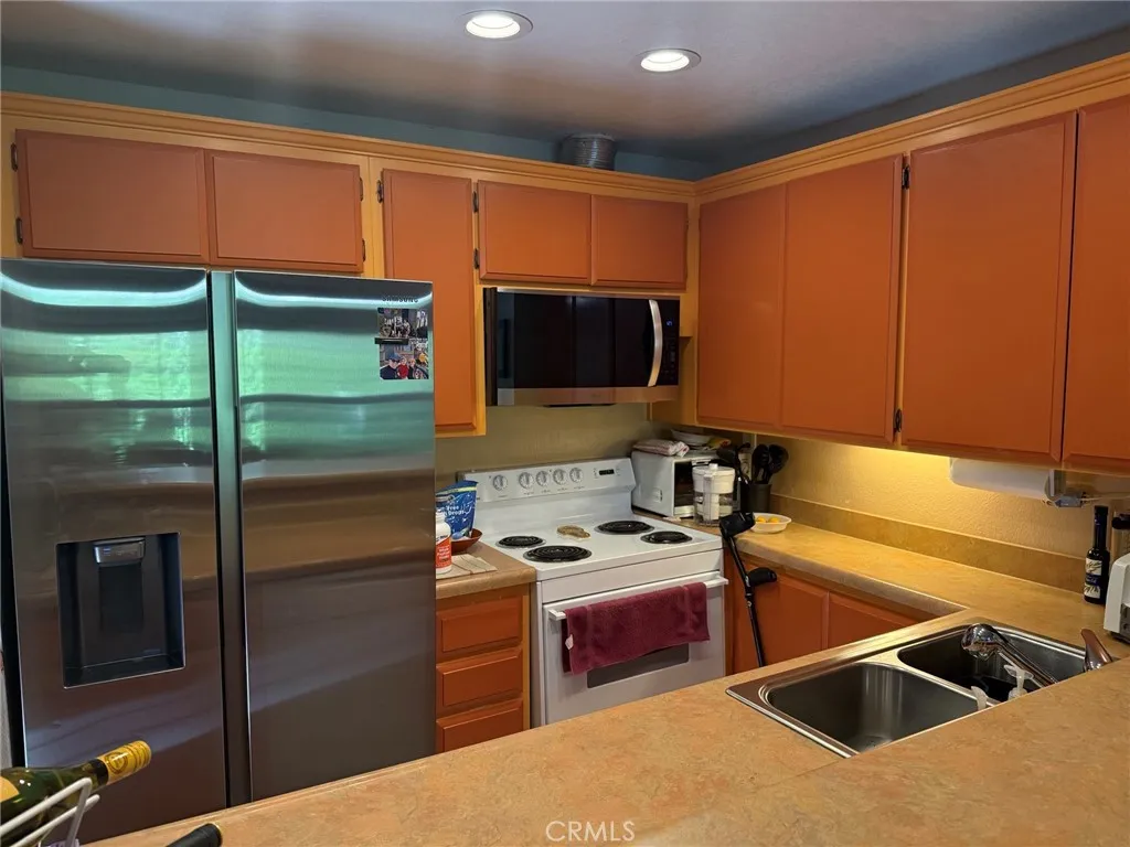 Additional image 12 of 7890 E Spring Street, Long Beach, CA 90815