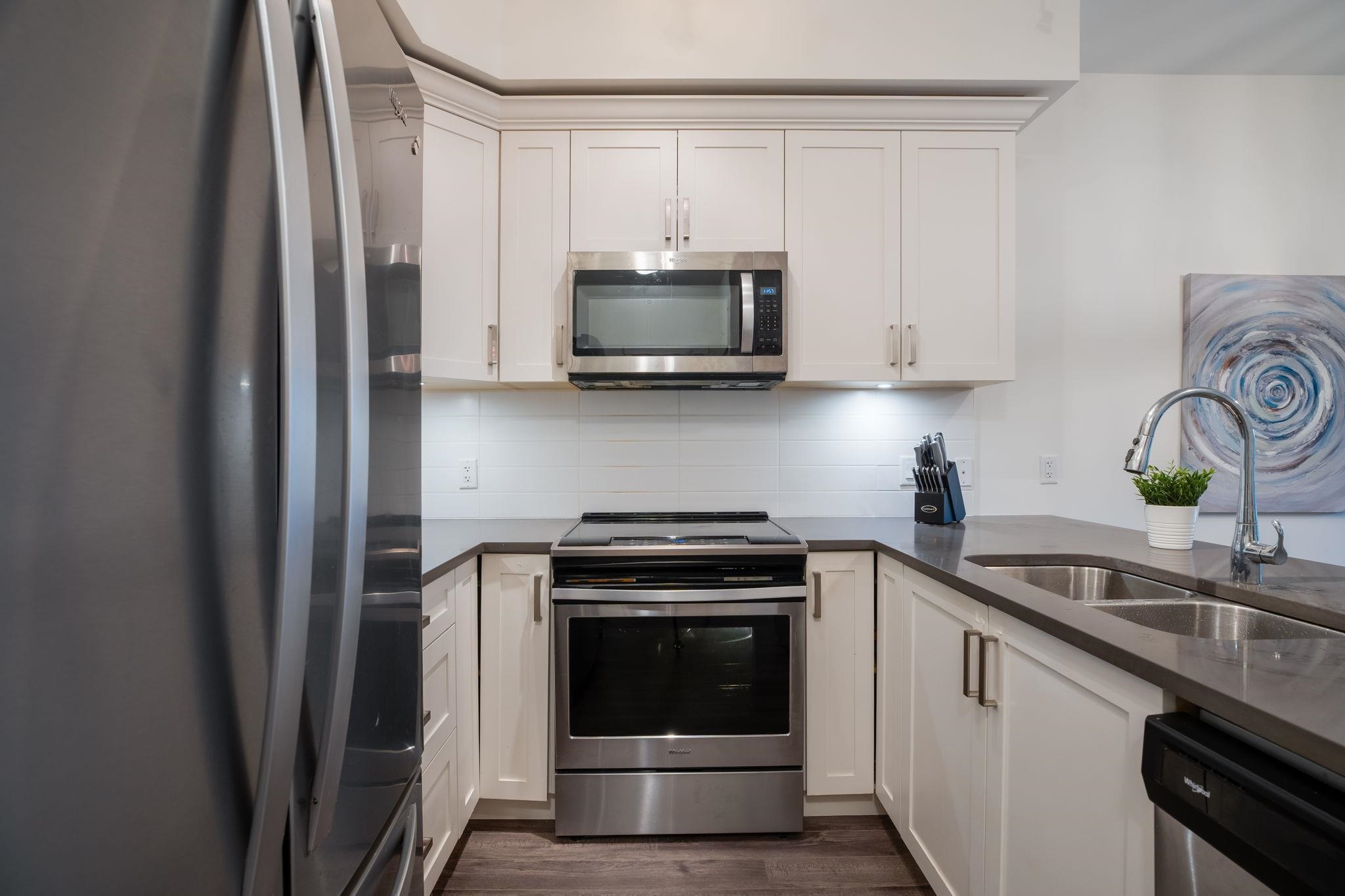Additional image 6 of 405-2436 Kelly Avenue, Port Coquitlam, BC, V3C 1Y4