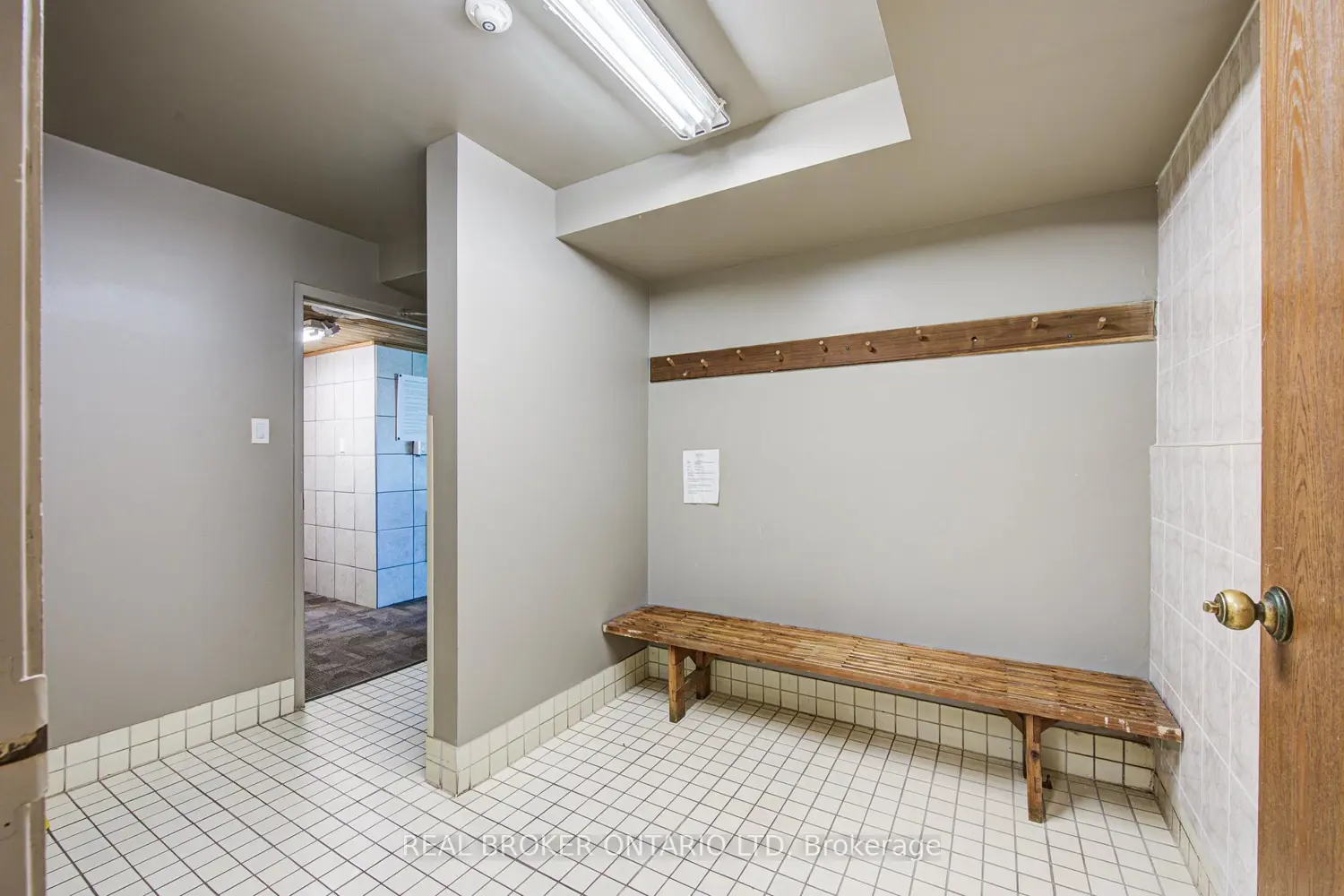 Additional image 9 of 45 Pond Mills Road 803