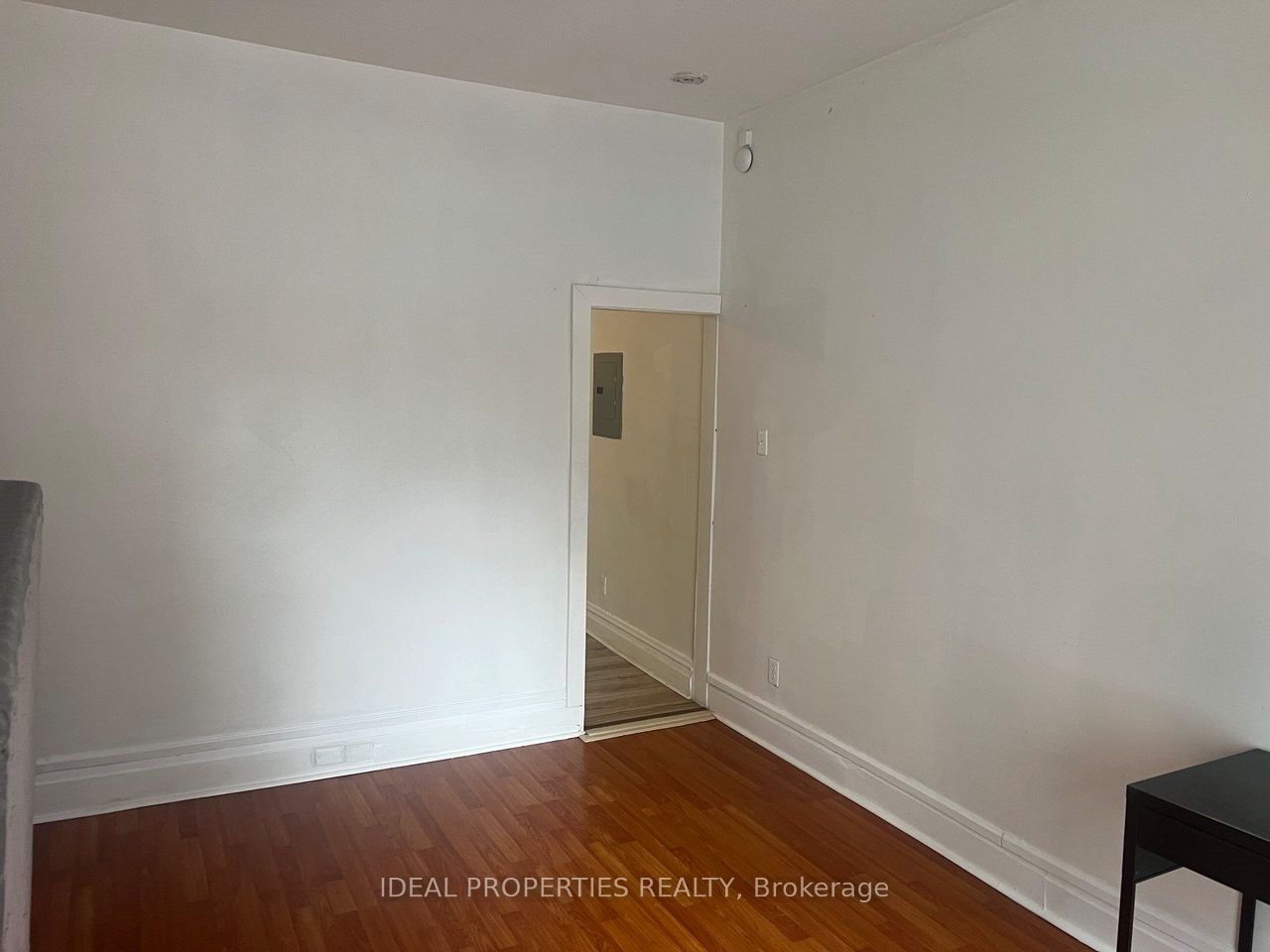 Additional image 5 of 1-277 Bronson Avenue, Ottawa, ON, K1R 6H7