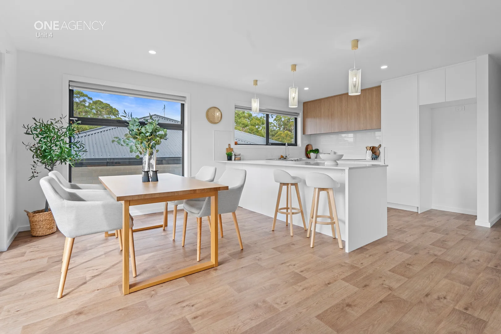 Additional image 7 of 4 & 5/143 South Road, Penguin TAS 7316