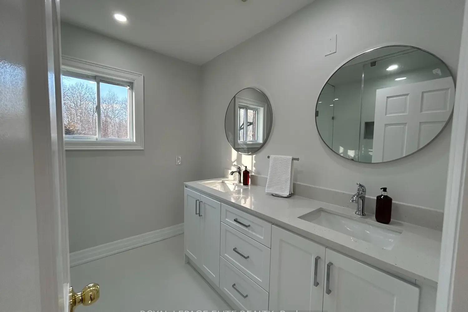 Additional image 4 of 8737 Lincoln Street