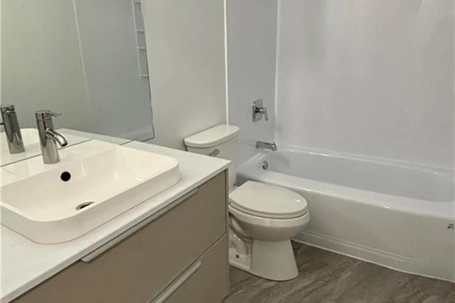 Additional image 10 of 72 Stone Church Road