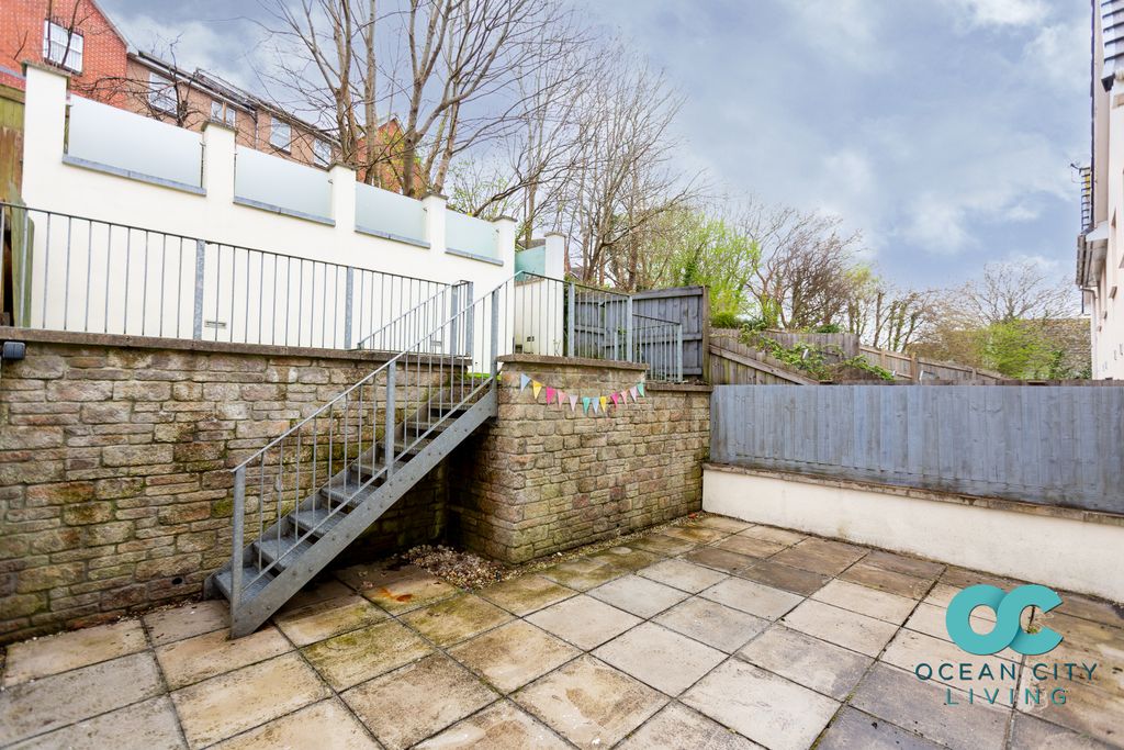 Additional image 27 of 4 bed town house to rentBridge View, Plymouth PL5