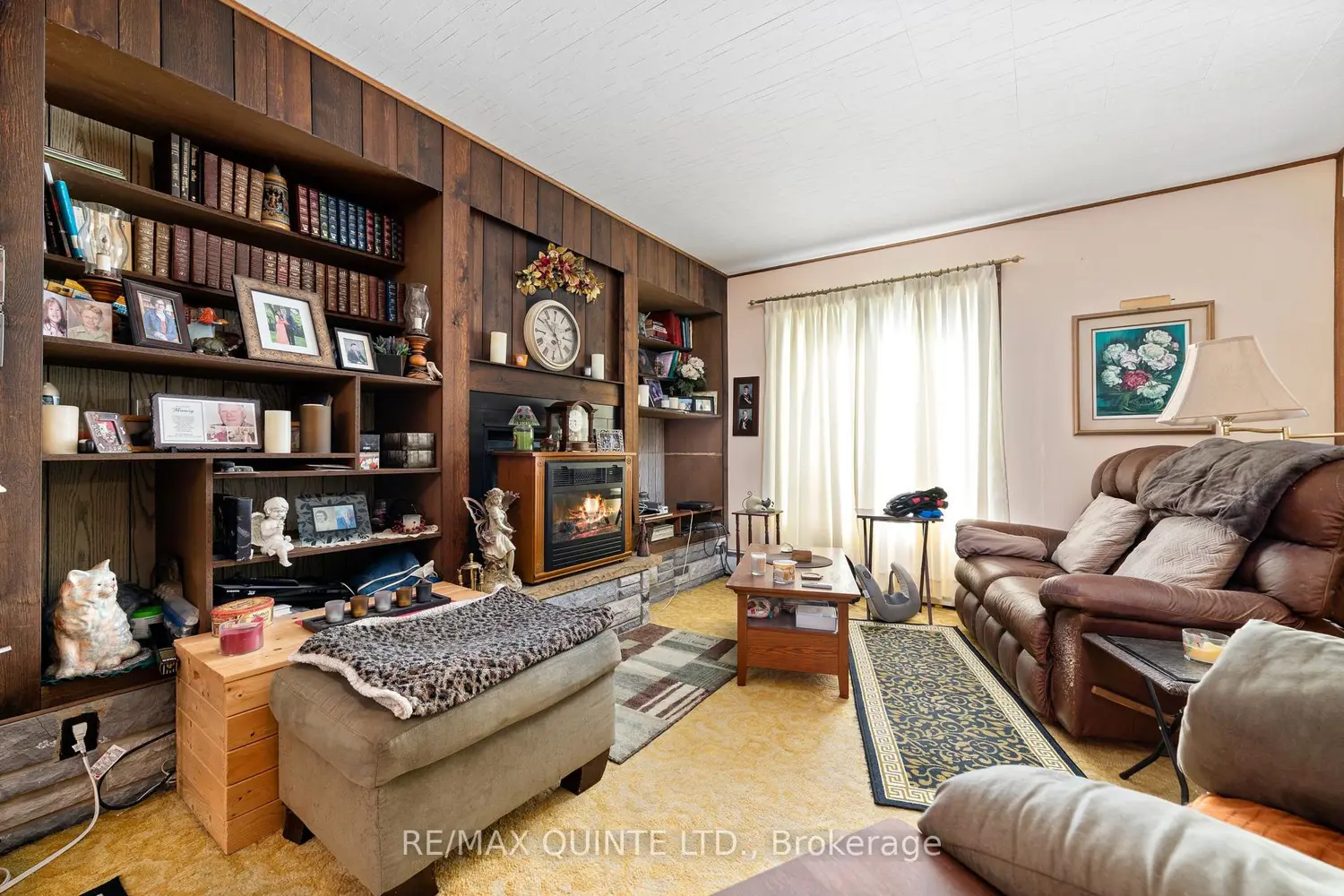 595 Elmbrook Road photo 4