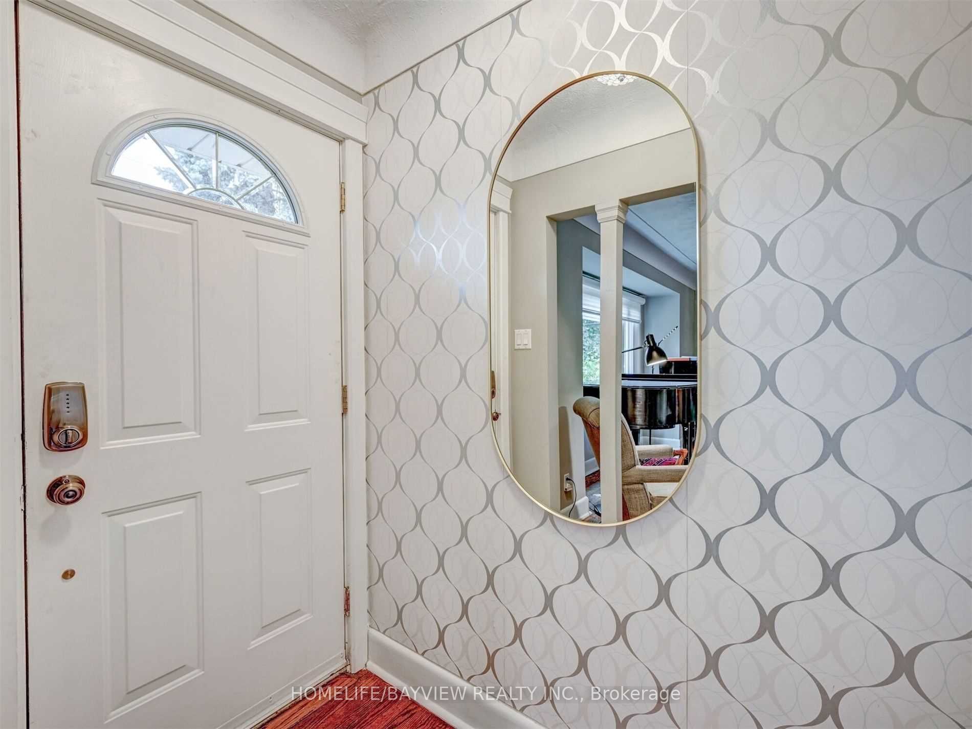 Additional image 4 of 414 Dorchester Crescent, Burlington, ON, L7T 2X4