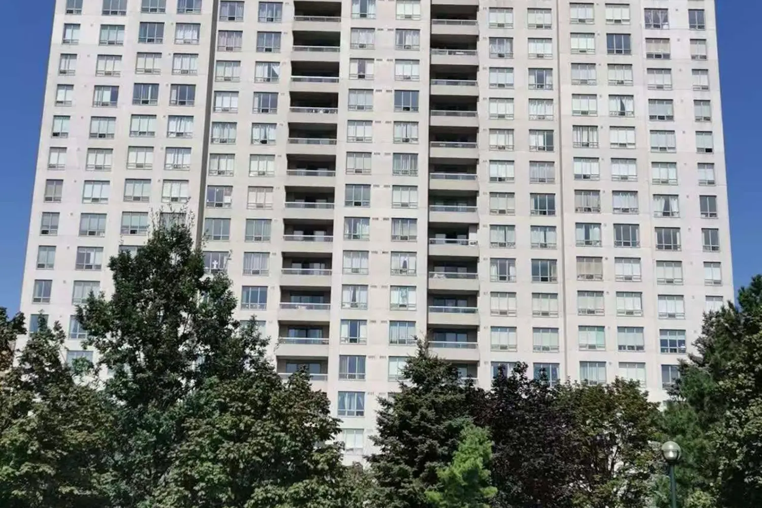 Additional image 2 of 5039 Finch Avenue 109