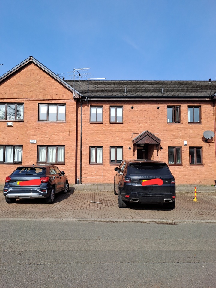 2 Bed Flat, Walker St, G11, N1 7GU