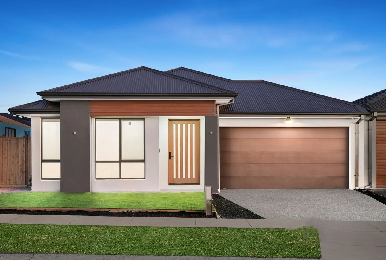 52 Compton Promenade, Donnybrook VIC 3064