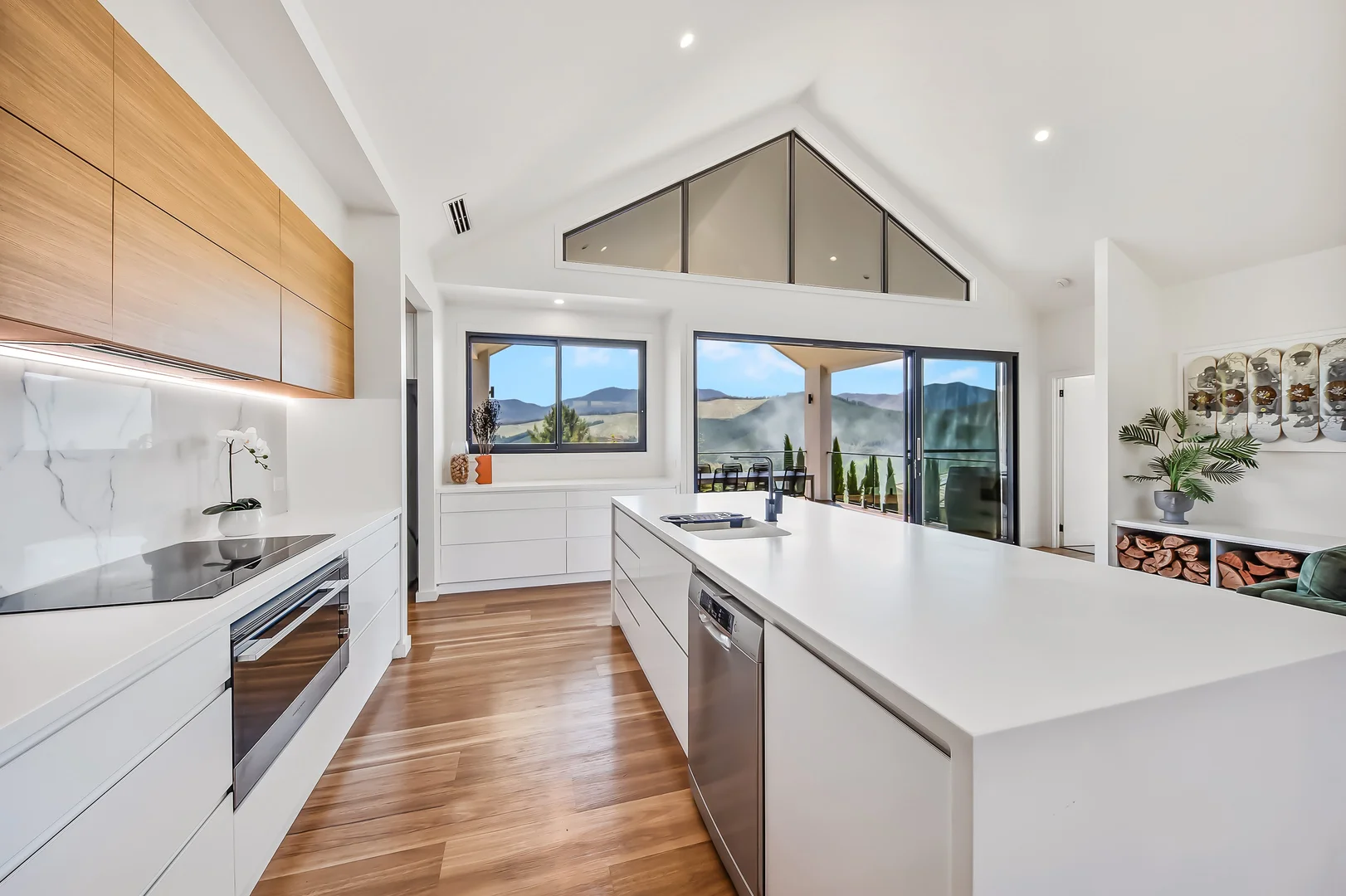 Additional image 4 of 1 Danica Court, Bright VIC 3741