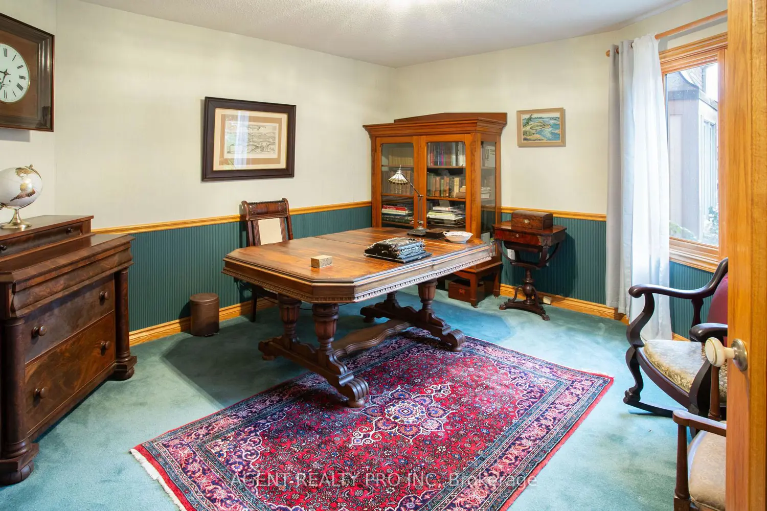 Additional image 7 of 922 Country Club Crescent