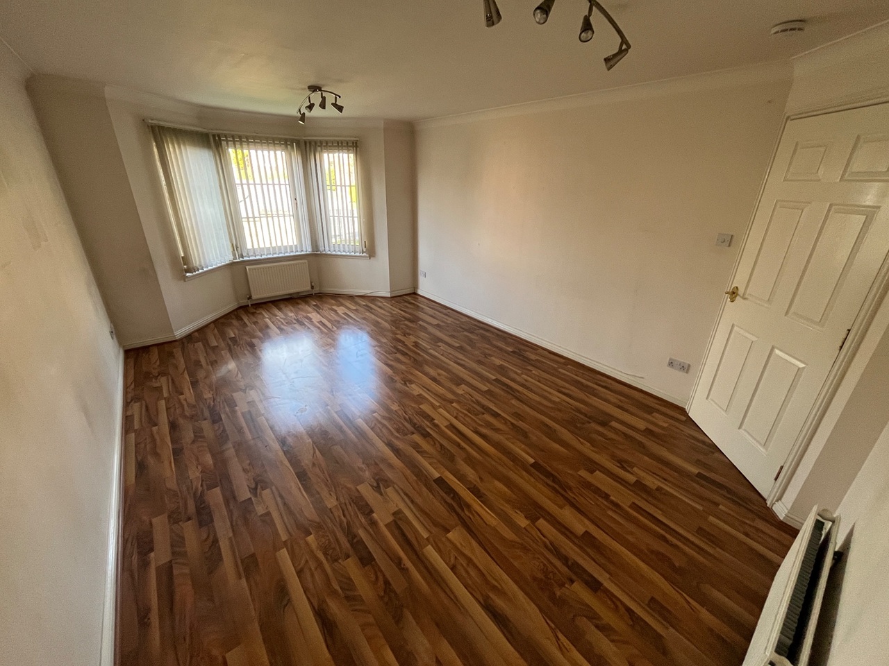 Additional image 5 of 2 Bed Flat, Branklyn Court, G13, N1 7GU