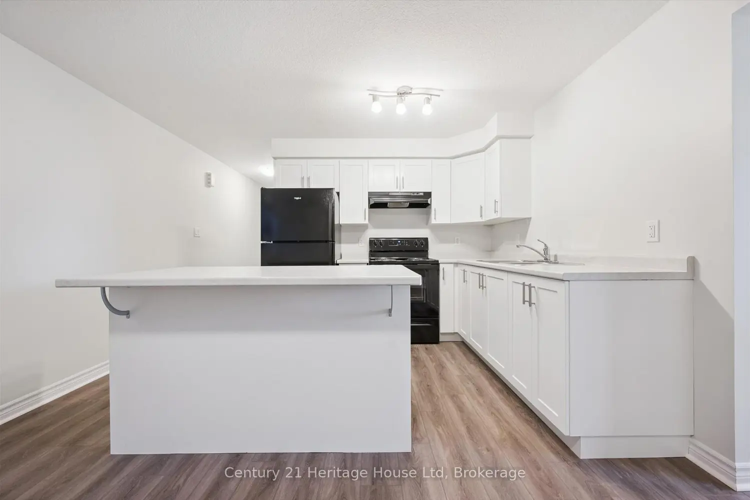 Additional image 10 of 465 Garafraxa Street 6