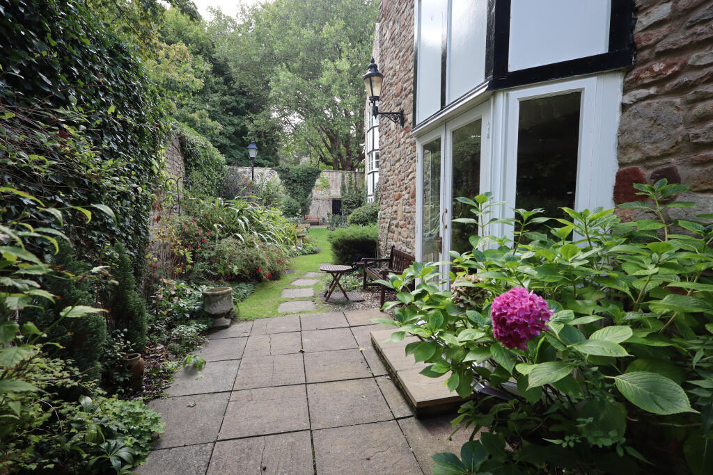 Additional image 16 of Carlton Court, Wells