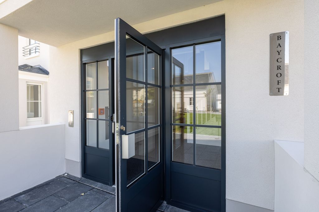 Additional image 4 of 3 bed flat to rentLa Route De La Haule, St. Lawrence, Jersey JE3