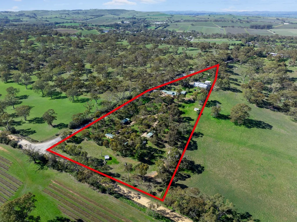 18 Popes Hill Road, Watervale SA 5452