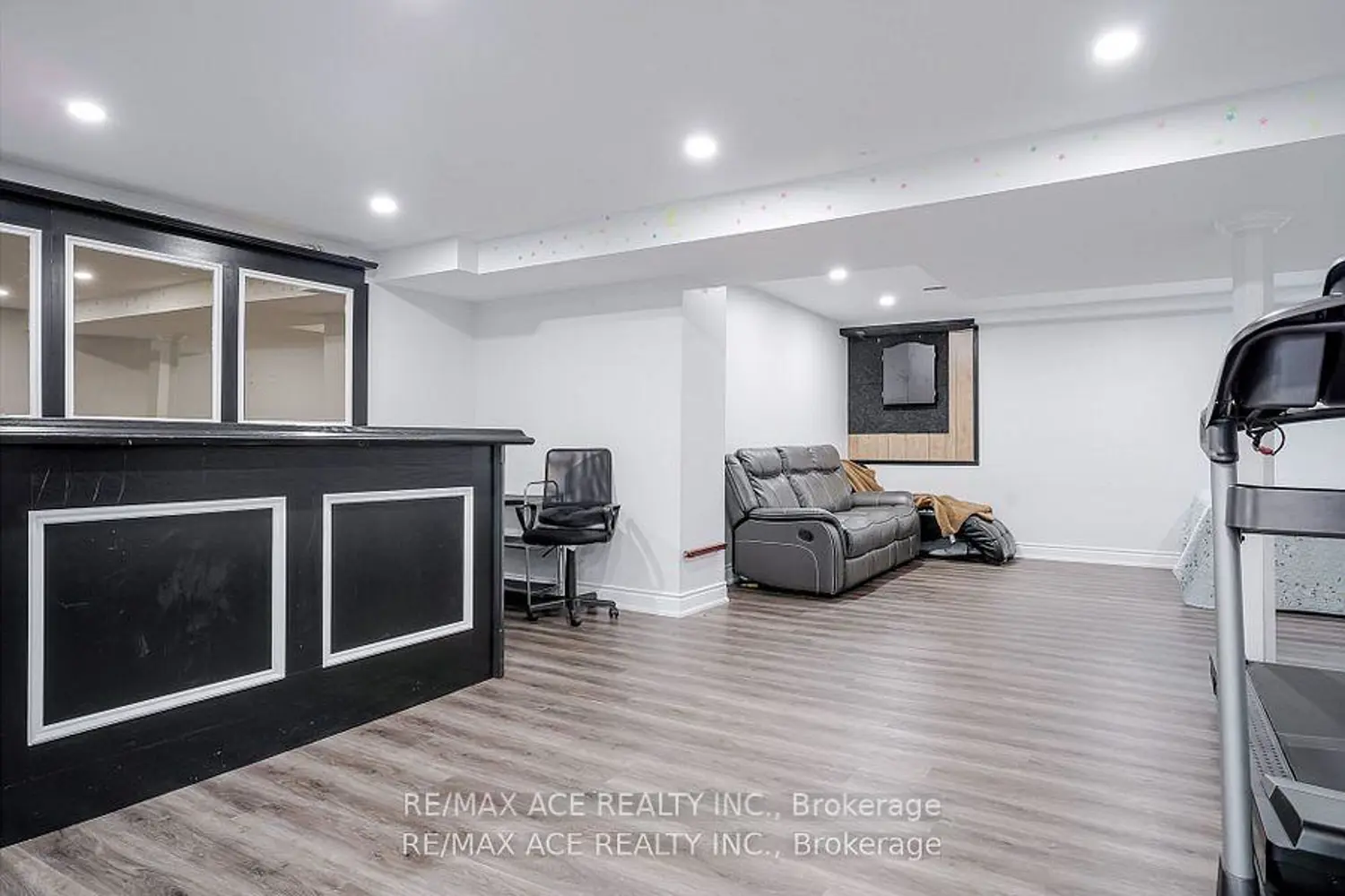 Additional image 16 of 10 Maplewood Drive