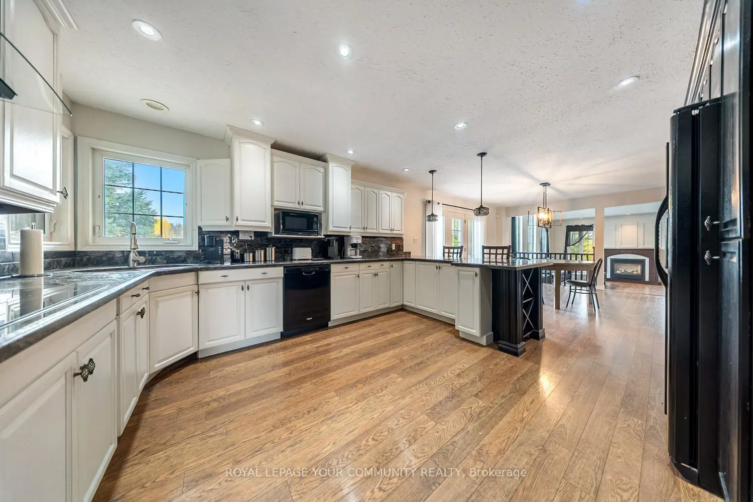 Additional image 10 of 286194 County Road