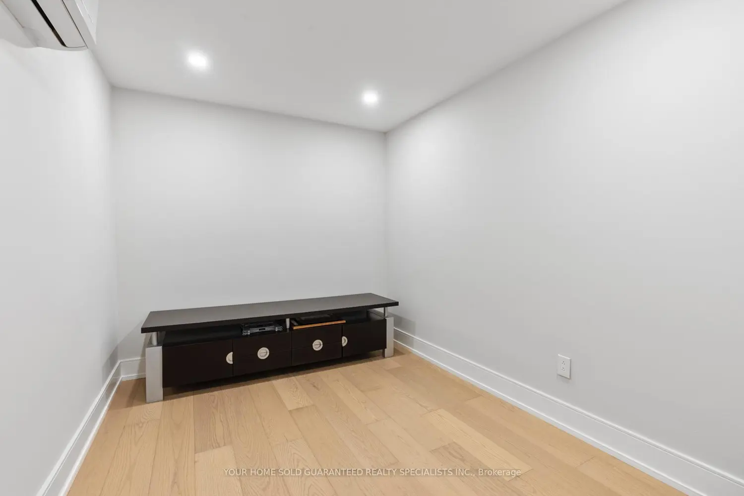 Additional image 4 of 146 Milestone Crescent