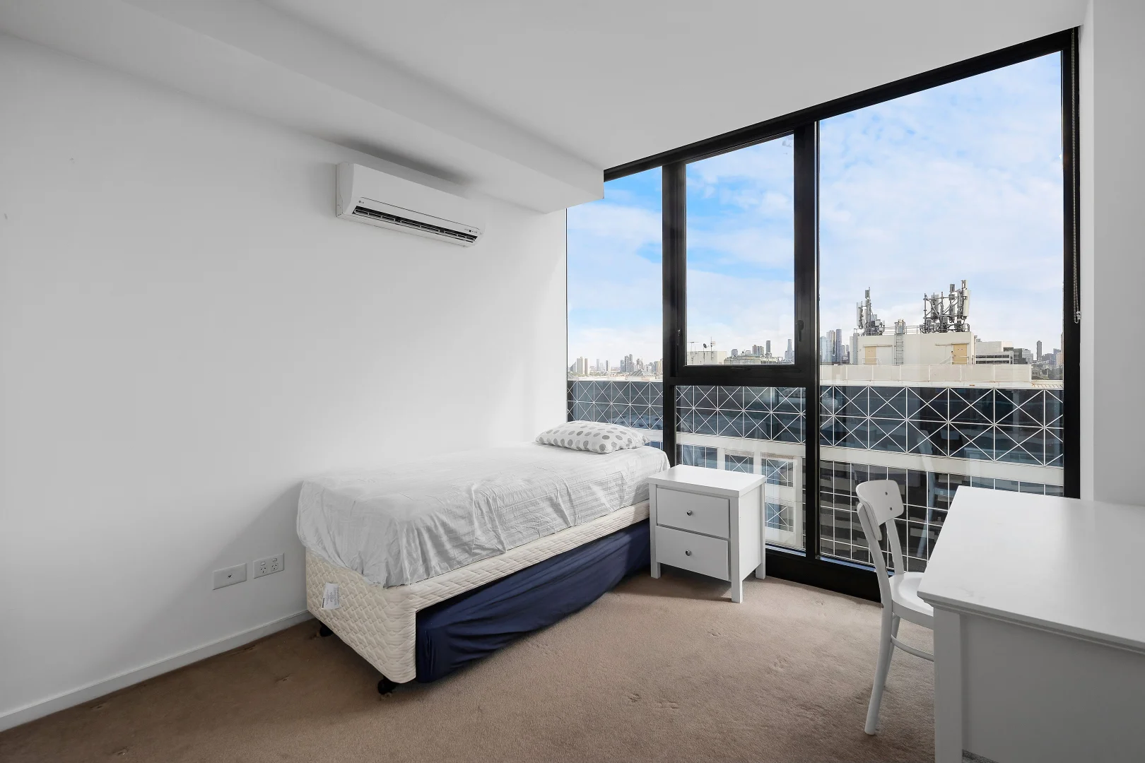 Additional image 9 of 1711/568 St Kilda Road, Melbourne VIC 3004