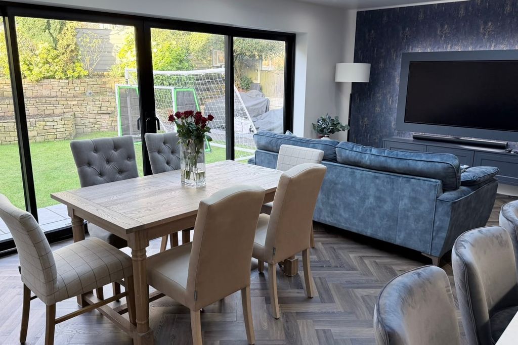 Additional image 3 of 5 bed detached house to rentOsborne Road, Southport PR8