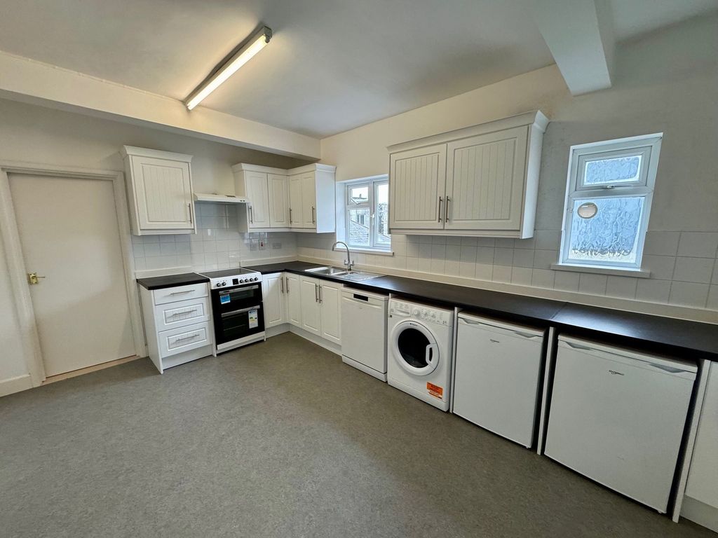 Additional image 3 of 2 bed flat to rent29 Hill Street, St Helier JE2