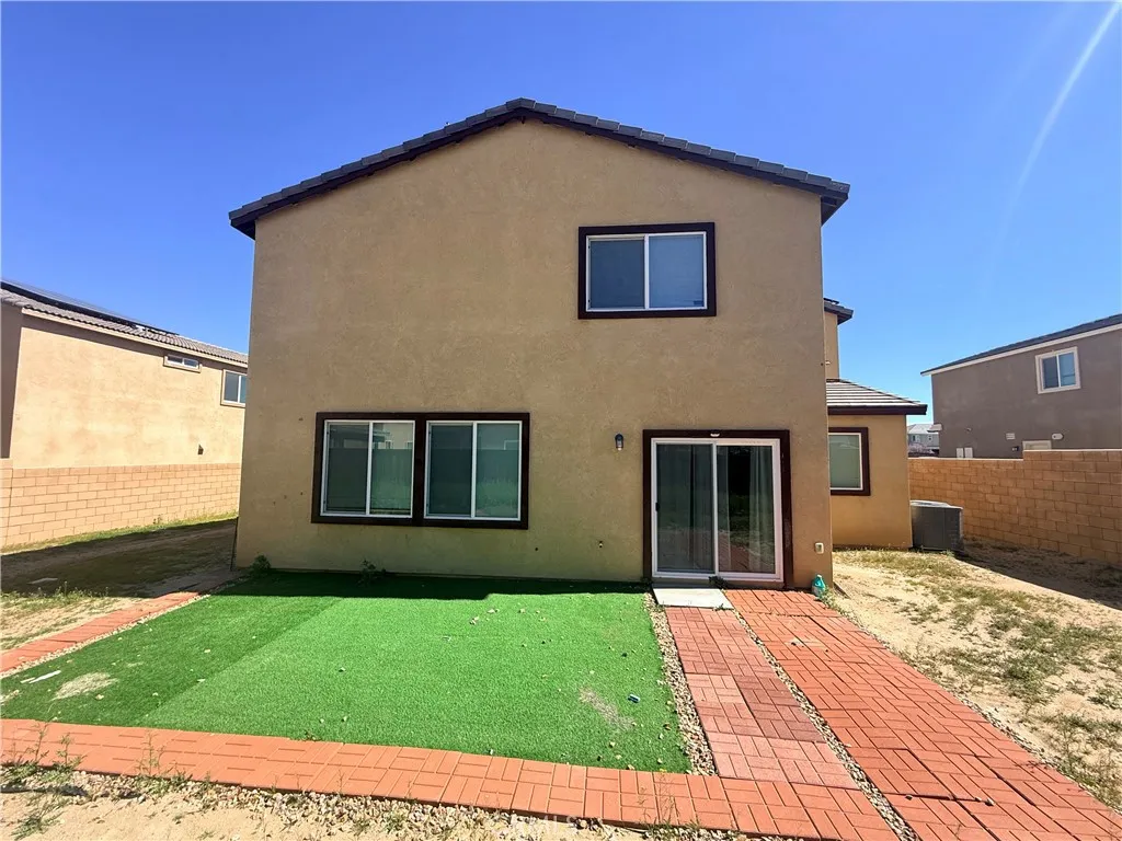 Additional image 7 of 13886 Camino Cinco St, Victorville, CA 92392