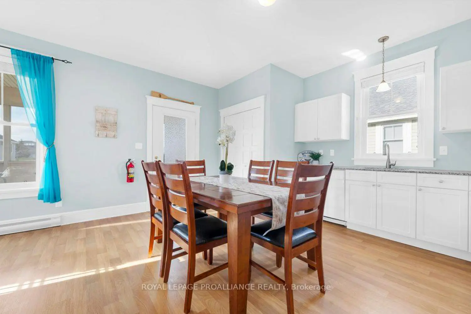 48 Meadow View Lane photo 5