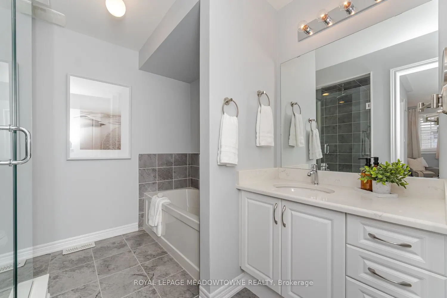 Additional image 14 of 68 Amarillo Road