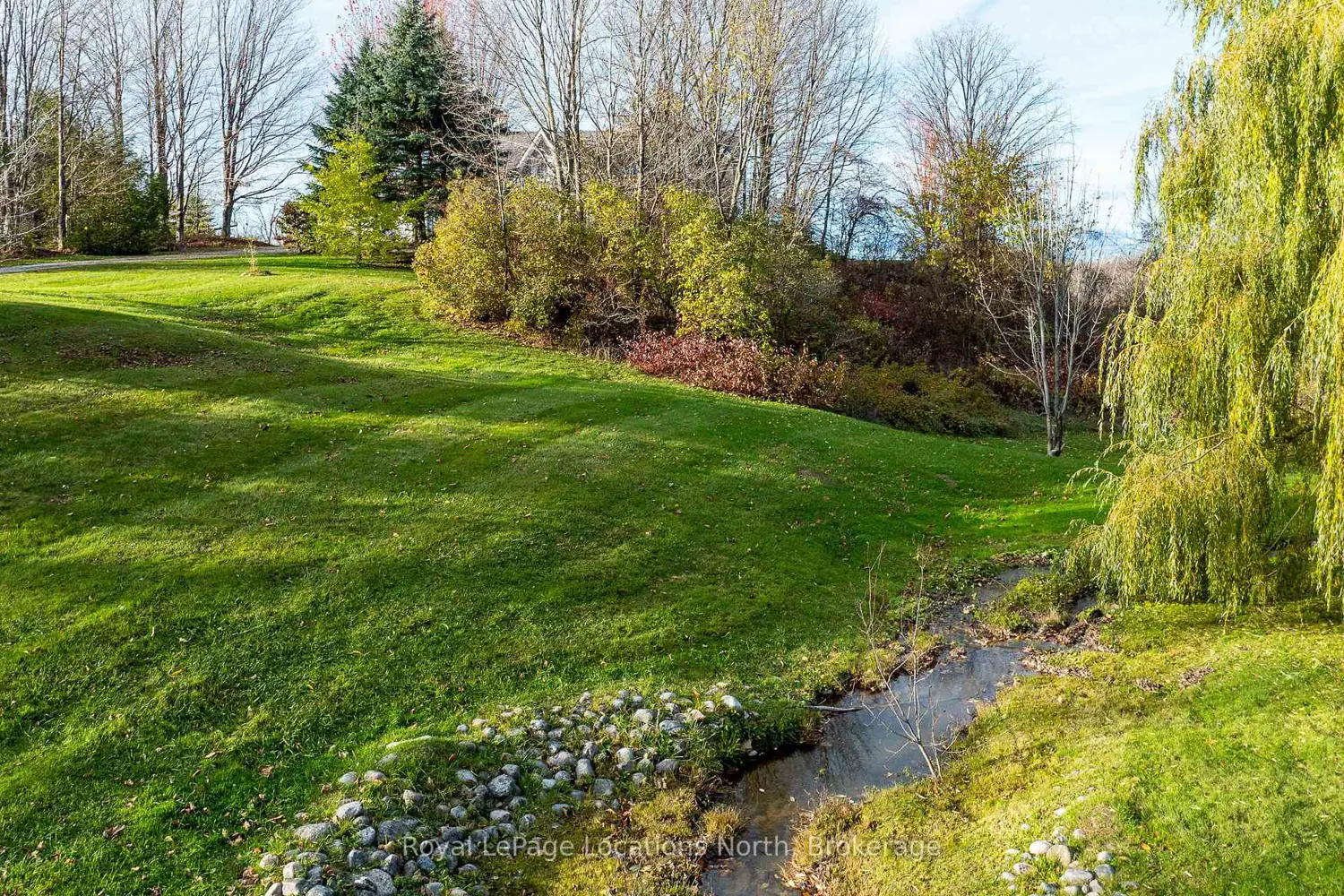 Additional image 13 of 556036 6Th Line