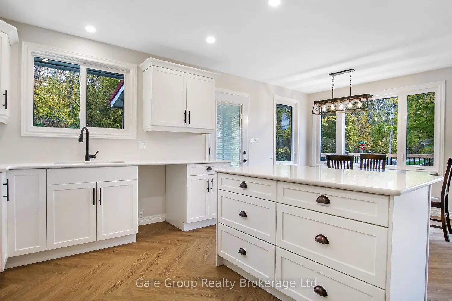 Additional image 10 of 10 Clubhouse Road