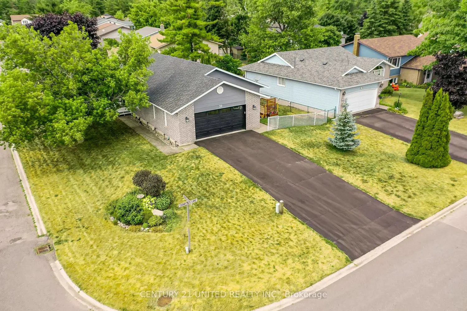 Additional image 19 of 39 Cedartree Lane