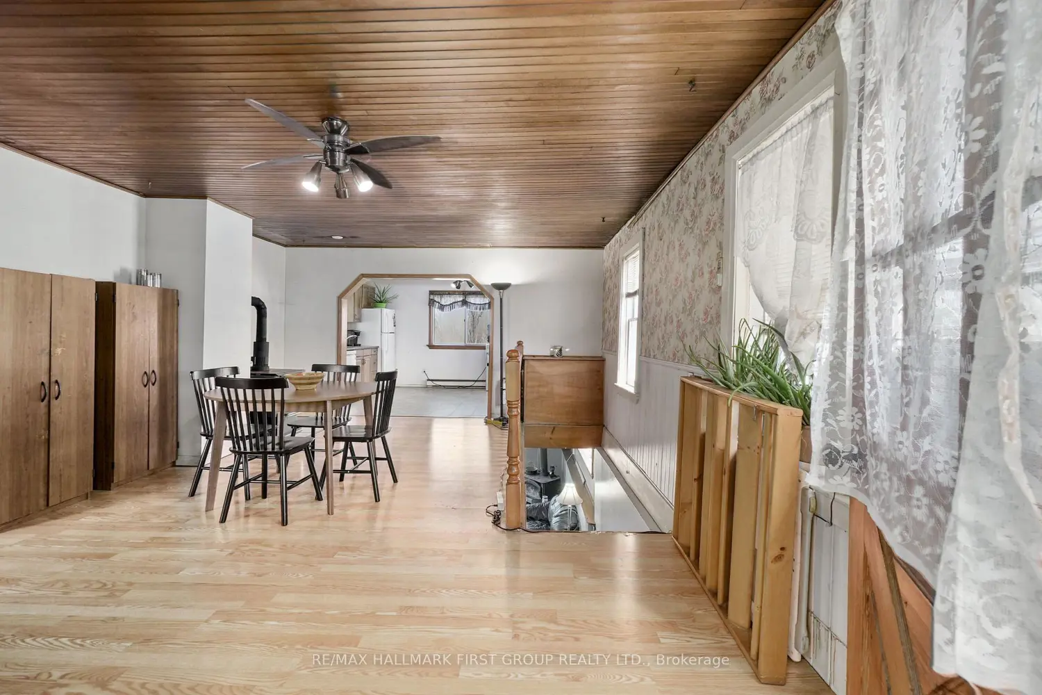 19 Halstead Road photo 3