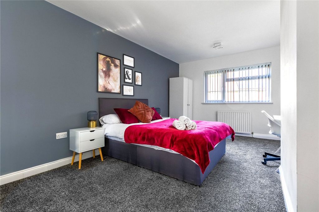 Additional image 23 of 6 bed semi-detached house to rentHelmdon Crescent, Northampton NN2