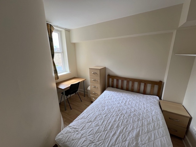 Additional image 4 of 4 Bed Flat, Nicolson Street, EH8, N1 7GU