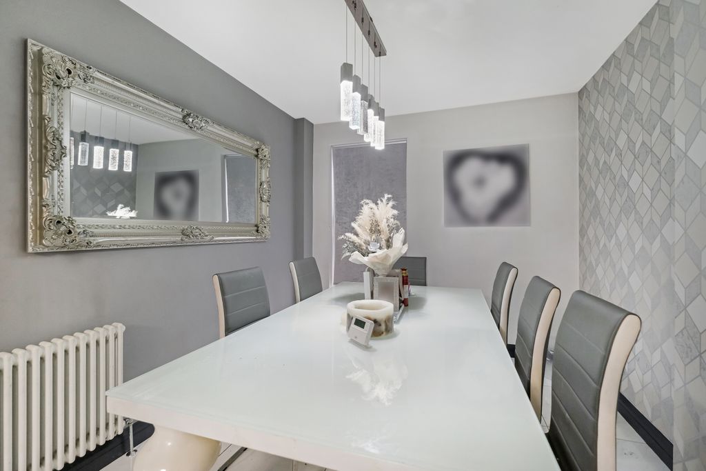 Additional image 5 of 2 bed property to rentDrumoyne Square, Glasgow G51