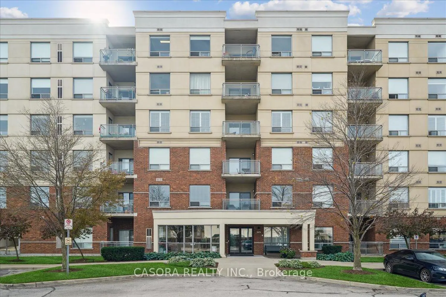 Additional image 2 of 5070 Fairview Street 102