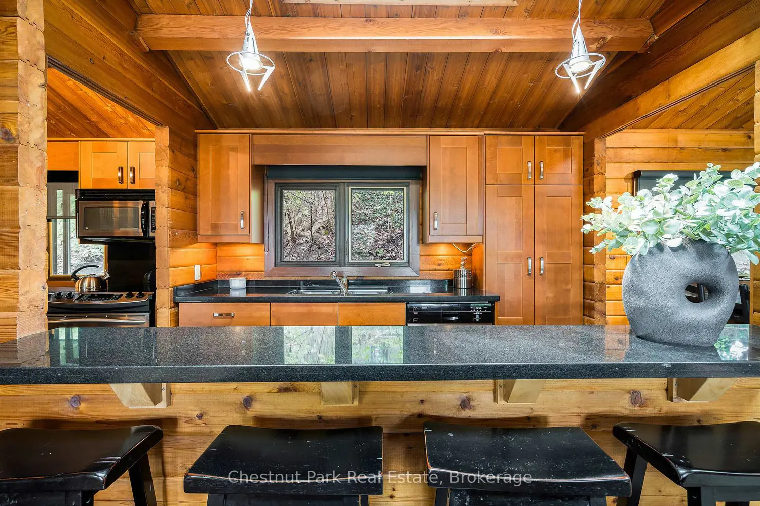 Additional image 9 of 146 Chamonix Crescent