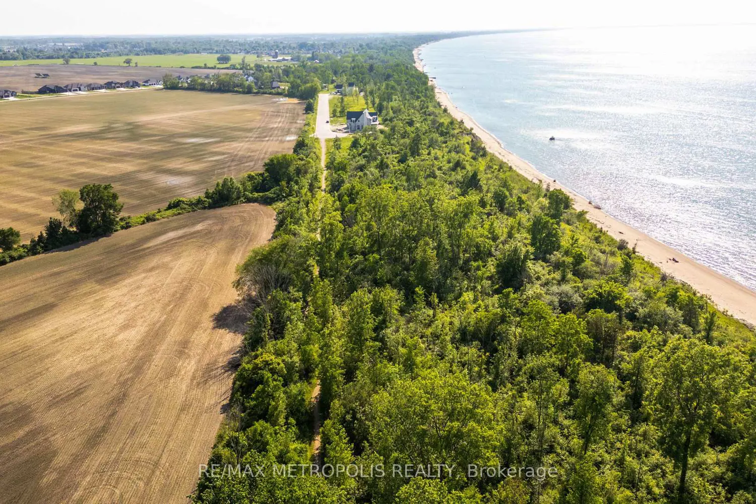 Additional image 17 of 7093 Blue Coast Heights