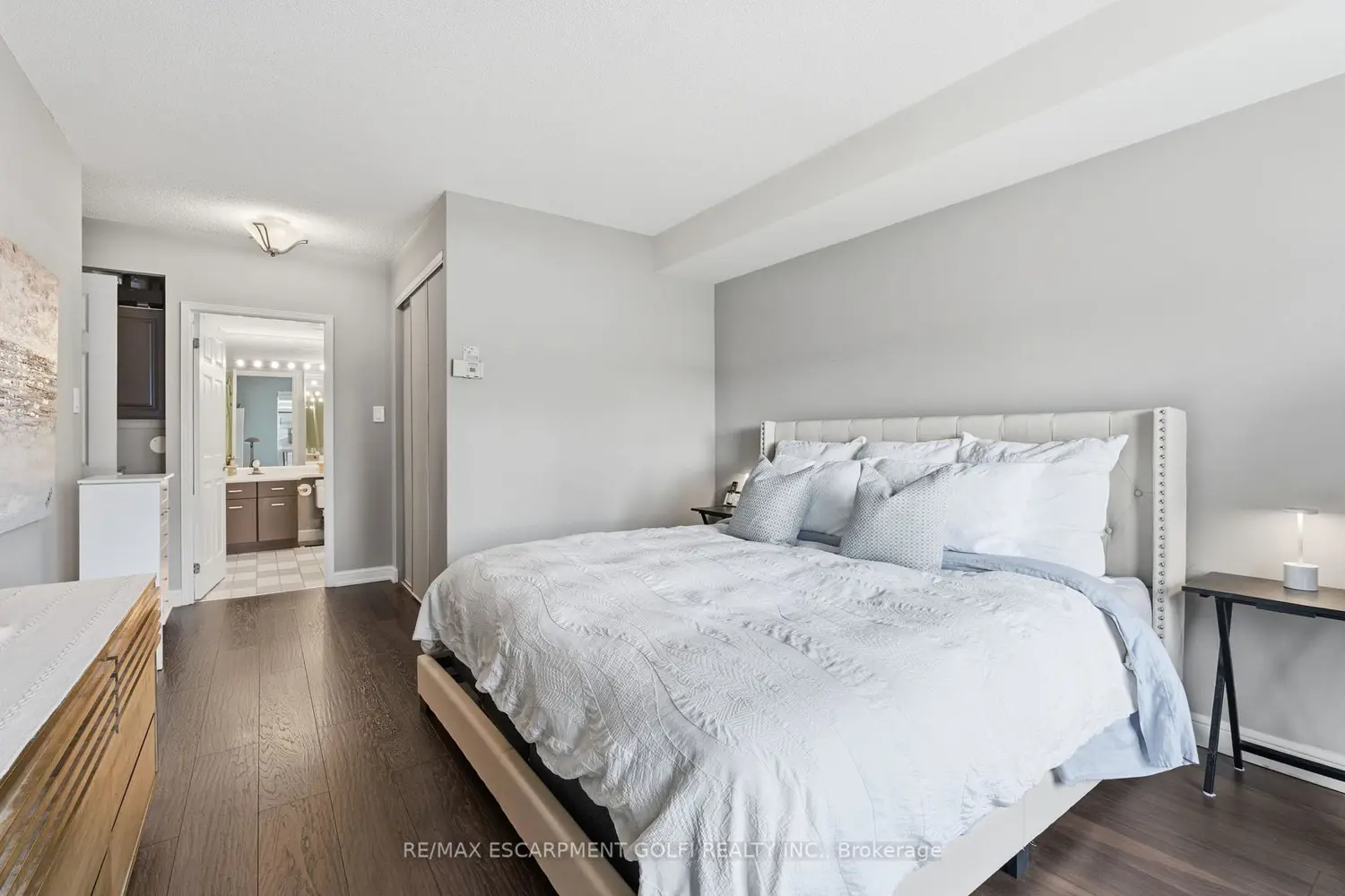 Additional image 13 of 430 Pearl Street 403