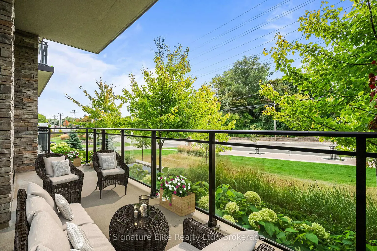 Additional image 10 of 1575 Lakeshore Road G28