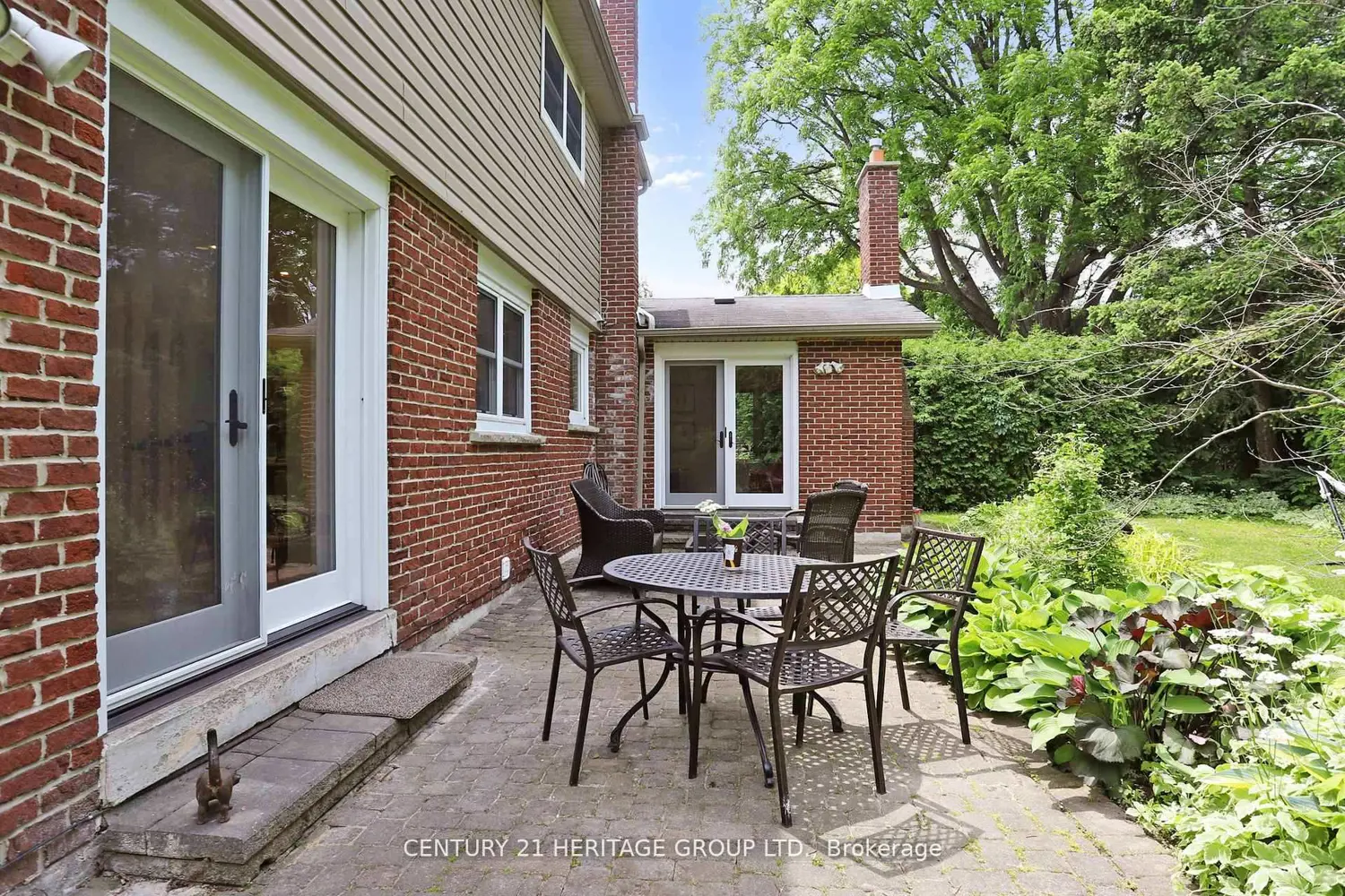 Additional image 19 of 10 Cherry Blossom Lane