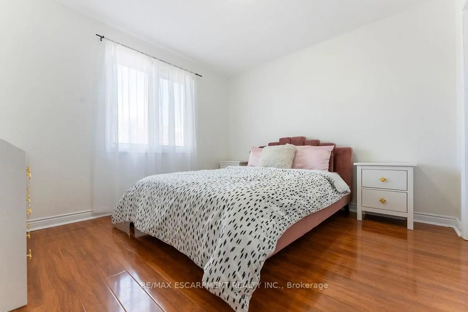 Additional image 15 of 113 Greenshire Drive