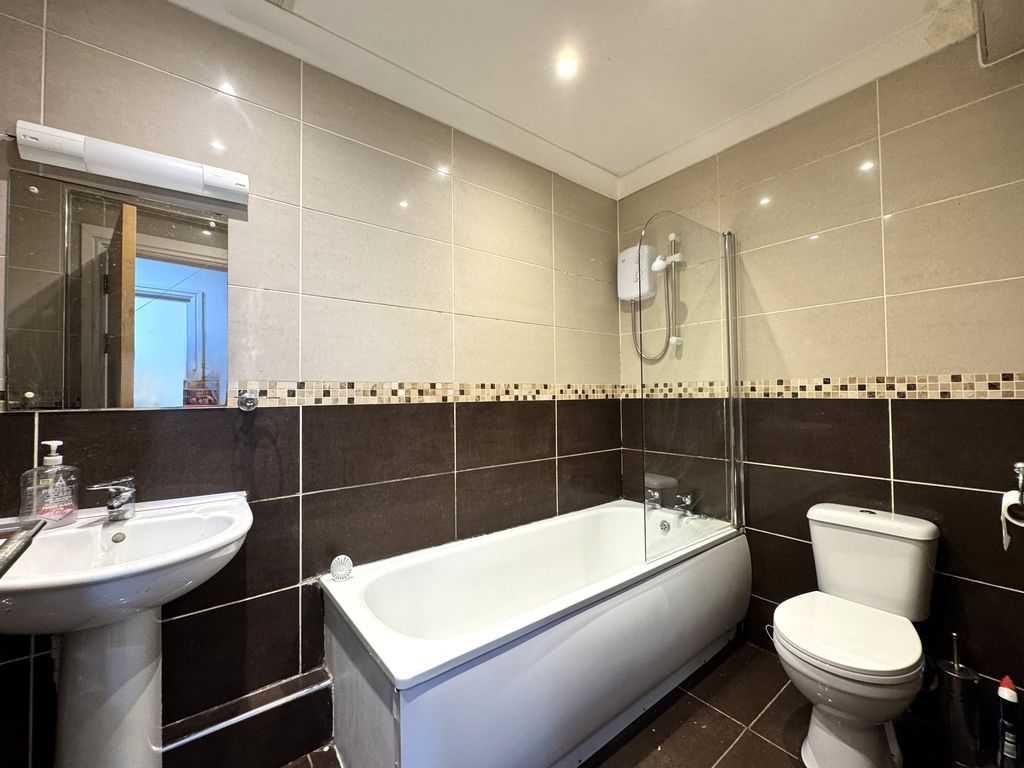 Additional image 11 of 2 bed shared accommodation to rentSkinner Street, Newport NP20