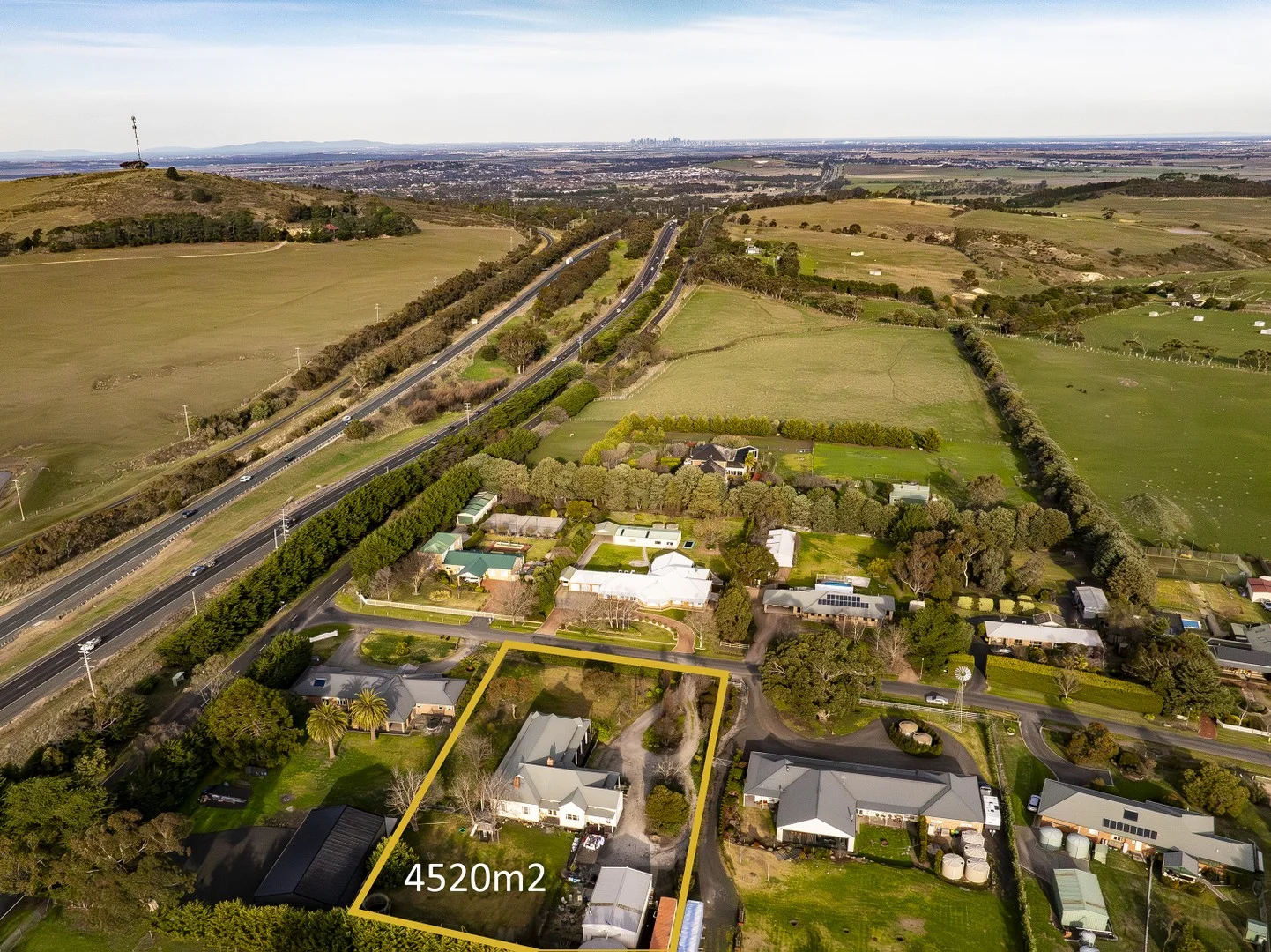Additional image 24 of 10 Namnan Way, Gisborne South VIC 3437