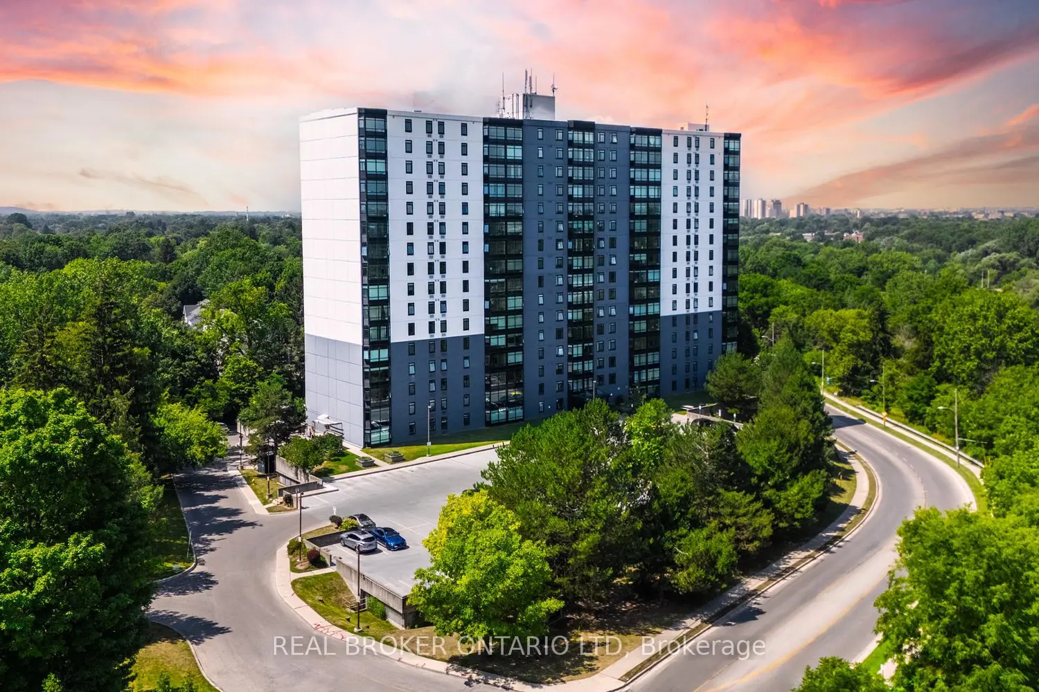 Additional image 7 of 45 Pond Mills Road 803