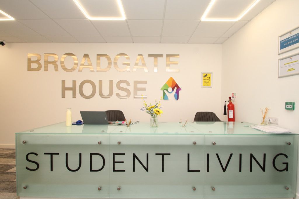 6 bed shared accommodation to rentBroadgate, Beeston, Nottingham NG9 photo 2