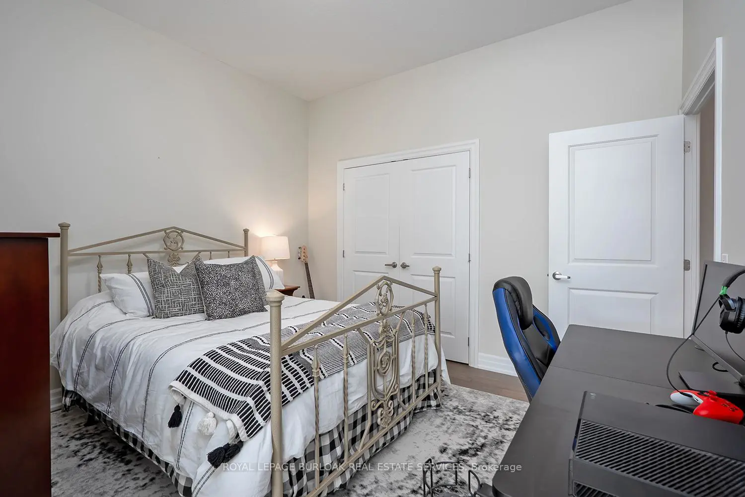 Additional image 10 of 1878 Gordon Street 202