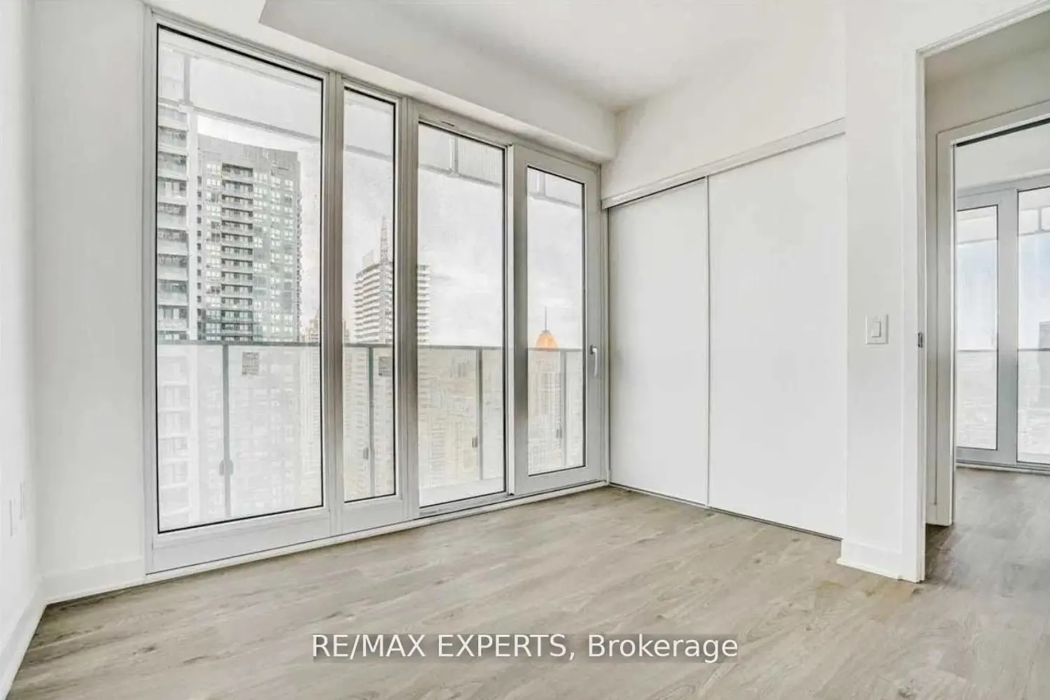 Additional image 13 of 3900 Confederation Parkway 2710